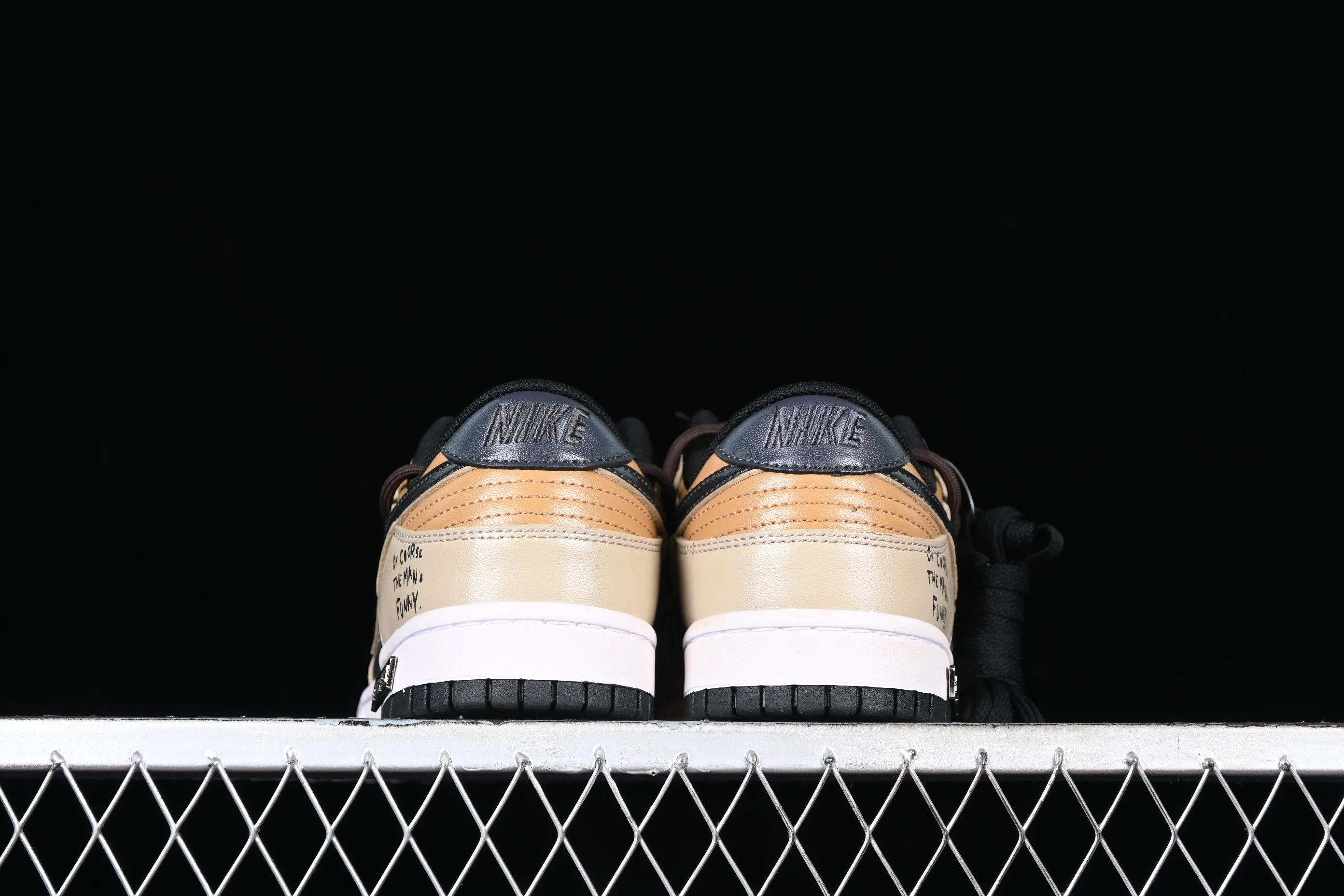 All Categories Nk SB Dunk Series Nk SB Dunk Low Low-top sneakers Customized large box Nk Dunk Low Panda Prank-Sliding Track SB strap low-top casual sneakers DD1391-100